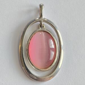 Pink pendant silver tone oval cats eye womens